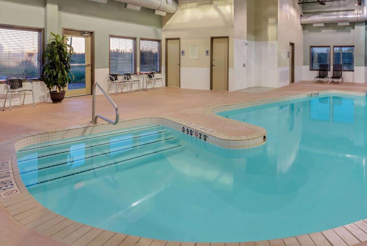 Hotel Super 8 By Wyndham Kapuskasing Extérieur photo