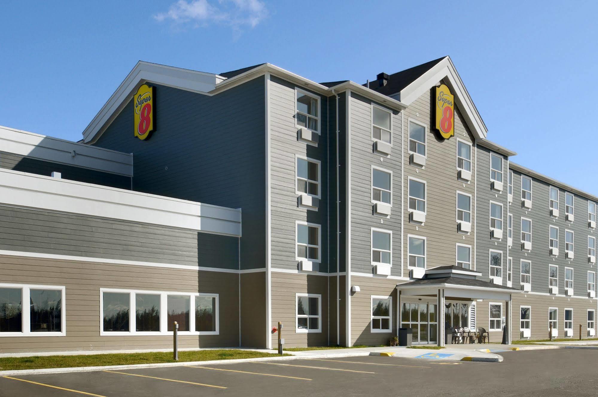 Hotel Super 8 By Wyndham Kapuskasing Extérieur photo